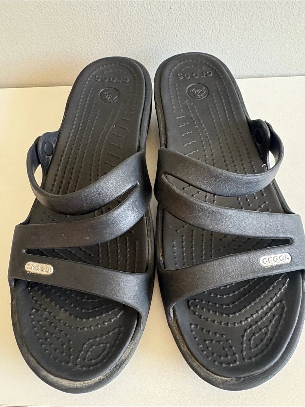 Crocs Black Comfort Wedge Slide Sandals Women’s 9